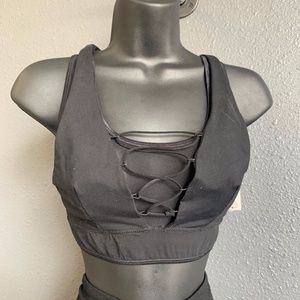 Black FitnessTop/Sports Bra